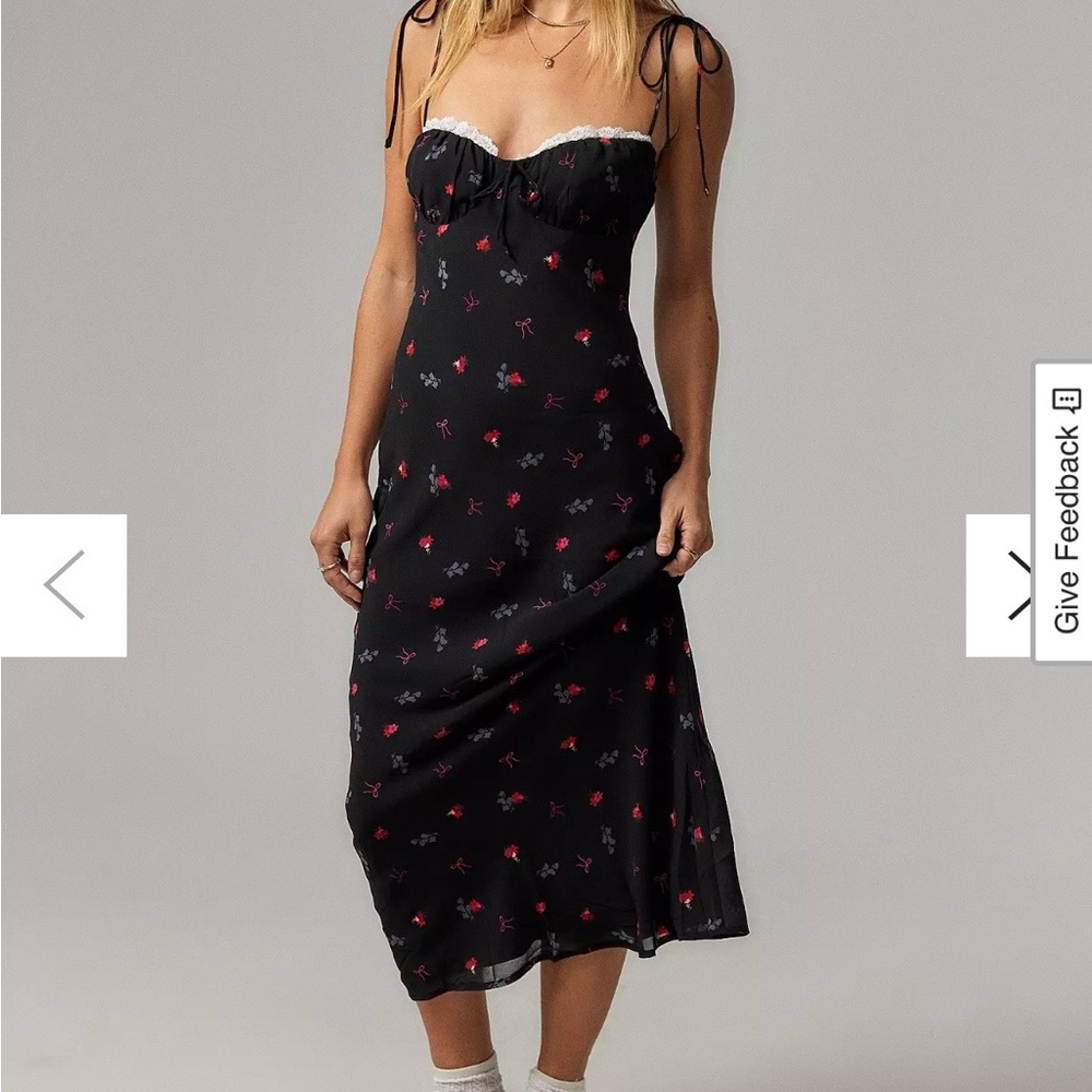 Adorable Black Dress With Lace Accent